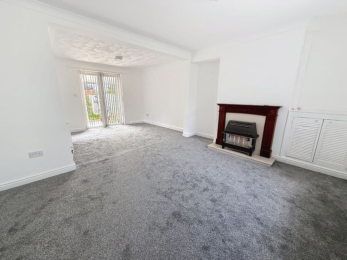 3 bed house in Orme Road, Newcastle under Lyme
