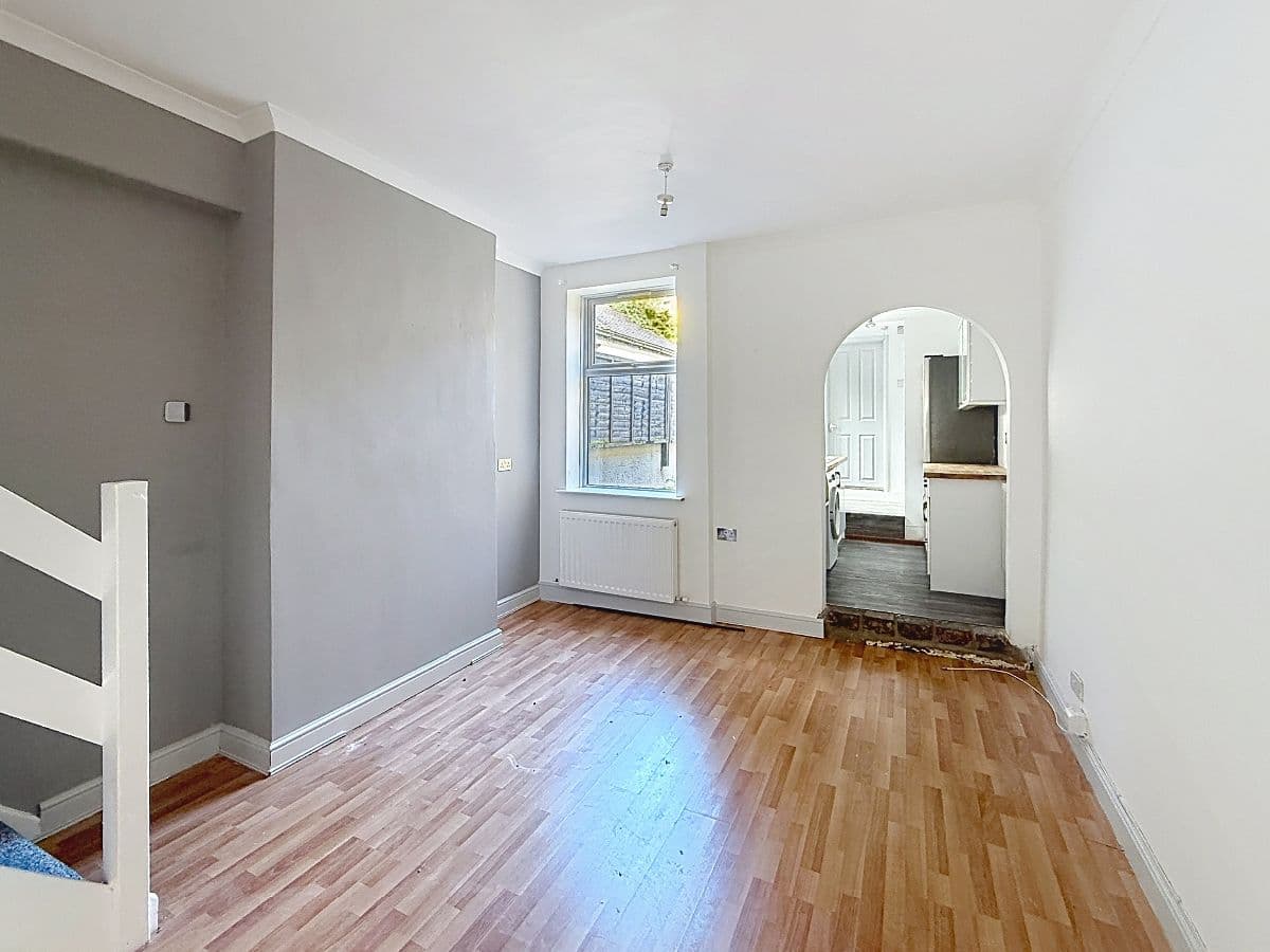 2 bed house in Keelings Road, Stoke-on-Trent
