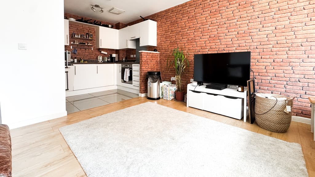 1 bed flat in BS2
