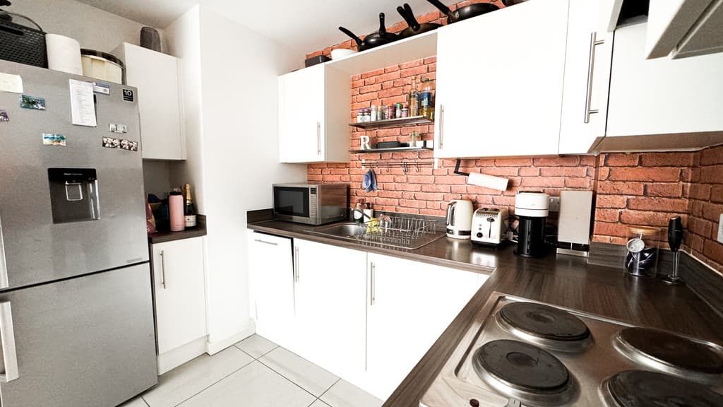 1 bed flat in BS2