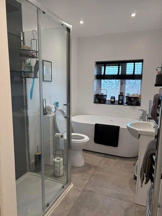 1 bed house in Beverley Drive, Stoke-on-Trent