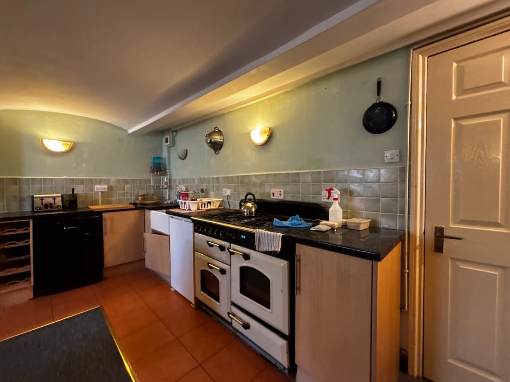 house in , 22 Gloucester Road, Bristol