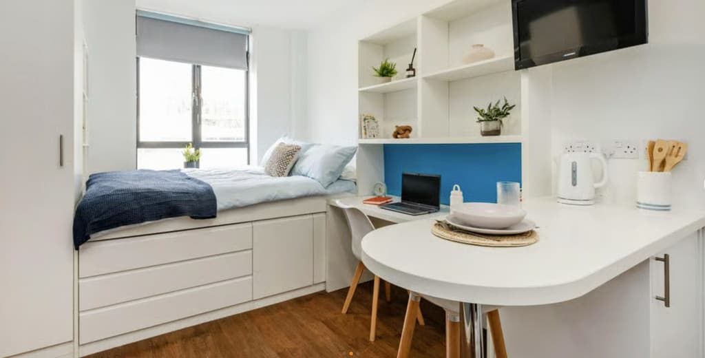 1 bed flat on The Colston, 8-10 Colston avenue