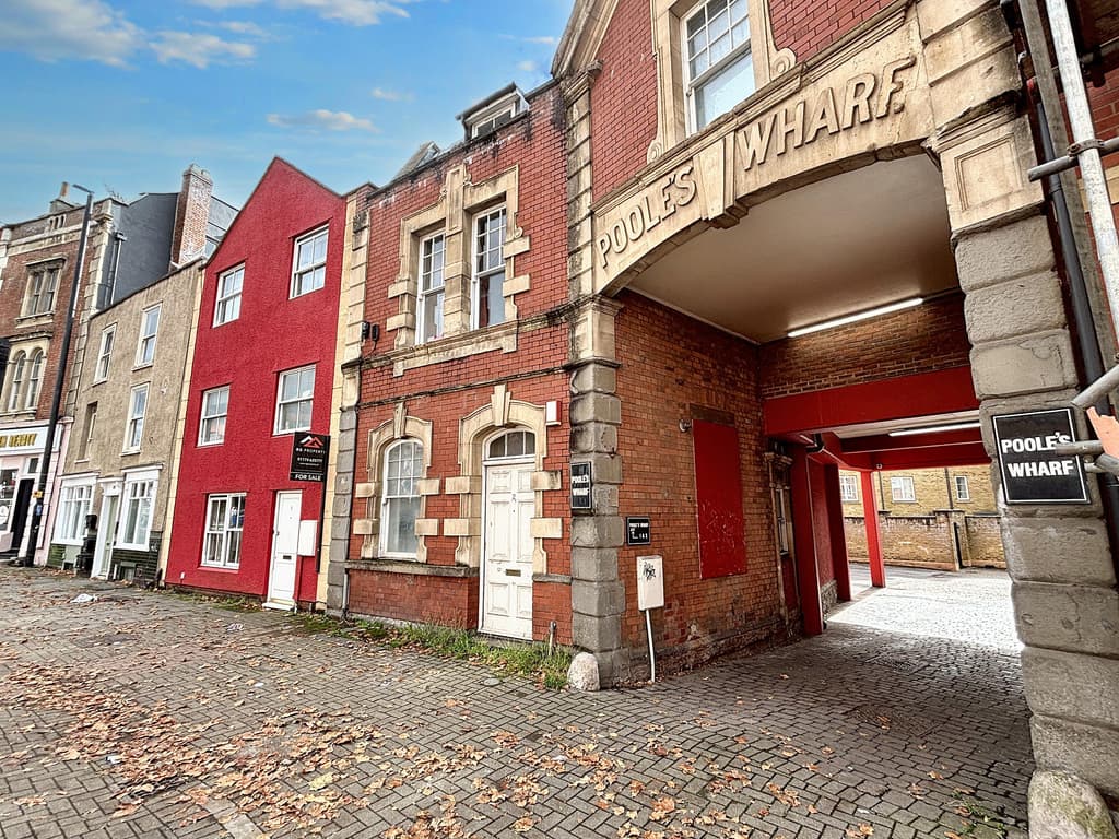2 bed flat in , Pooles Wharf, Bristol