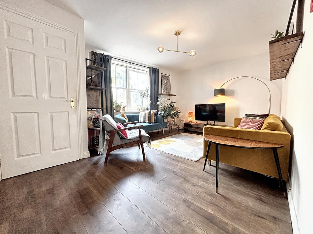 2 bed flat in , Pooles Wharf, Bristol