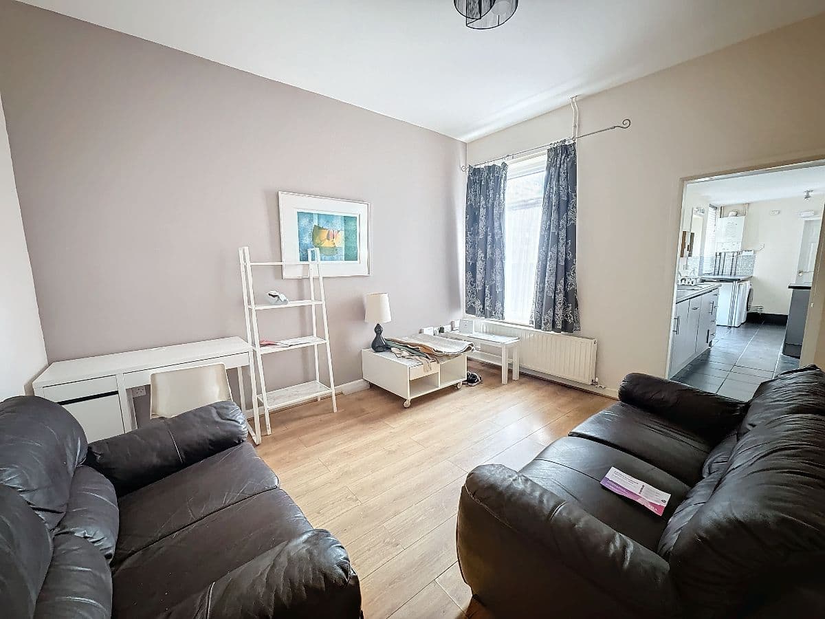 5 bed house on Ashford Street, Stoke-on-Trent