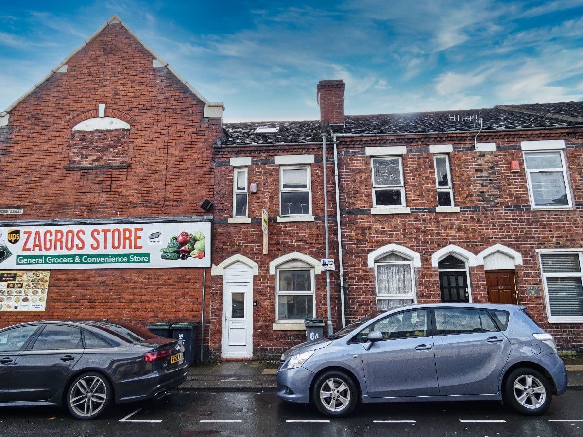 3 bed house in Beresford Street, Stoke-on-Trent