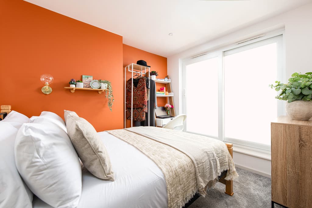 Bedroom6_1_Edit_1