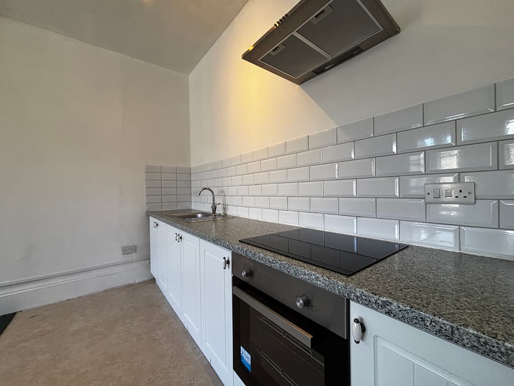 1 bed flat in BS23