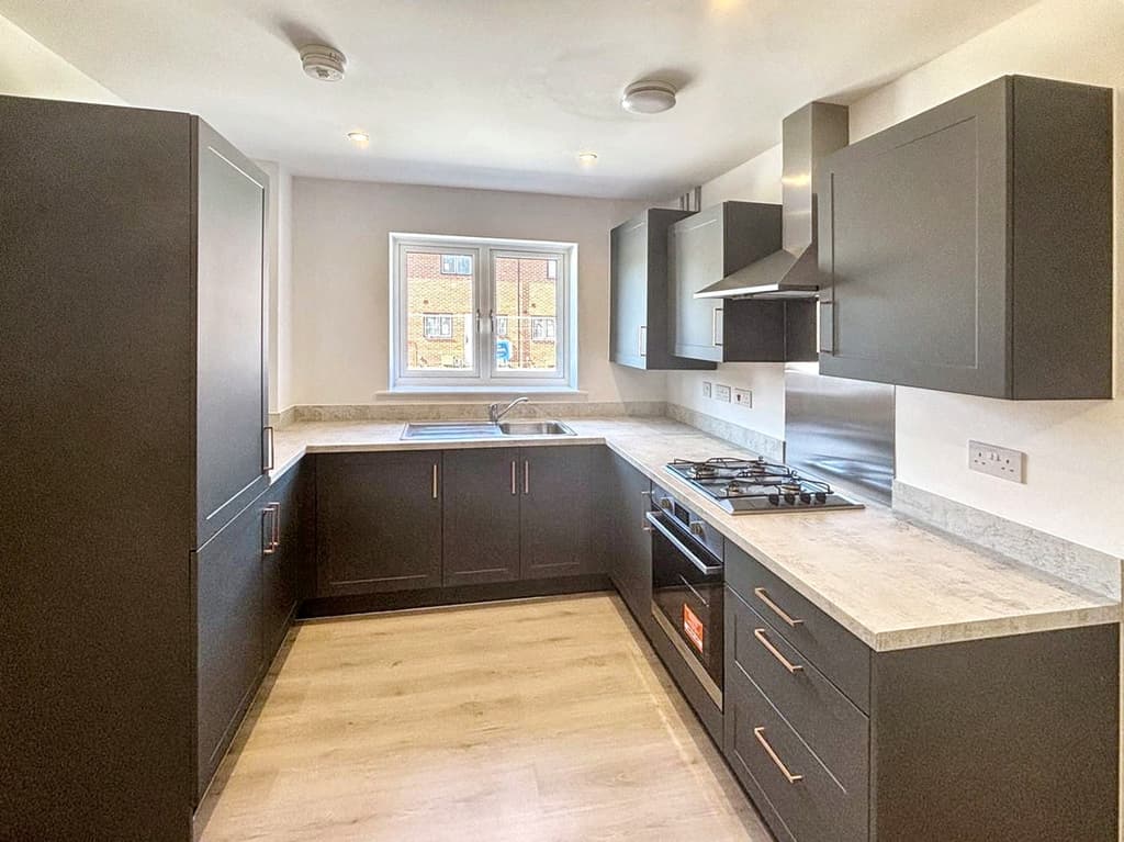 3 bed house in Spindle Way, Gloucester