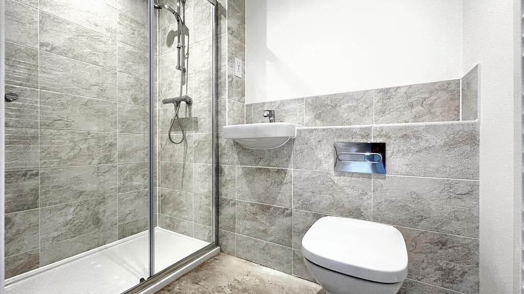 3 bed house in Spindle Way, Gloucester