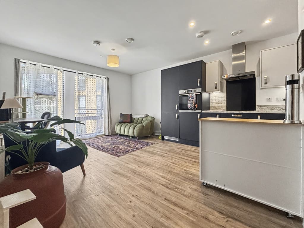 1 bed flat in BS1