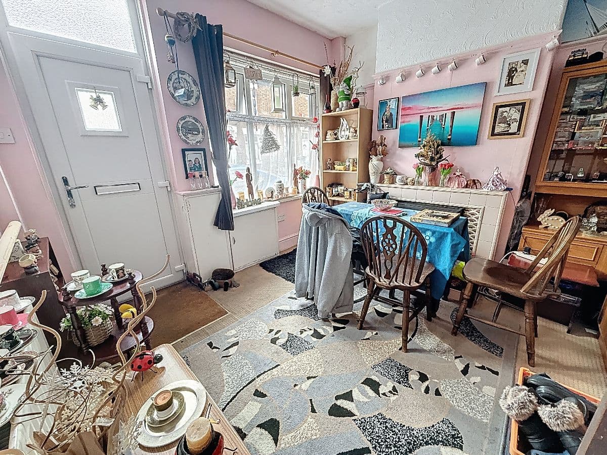 2 bed house in St Aidans Street, Stoke-on-Trent