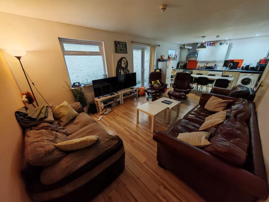 studio on Tramshed 2, 430 Gloucester Road