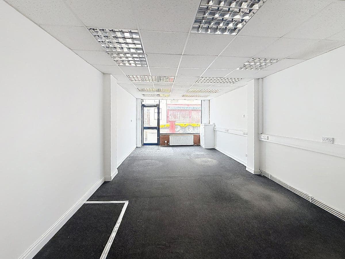 commercial unit in Victoria Road, Stoke-on-Trent