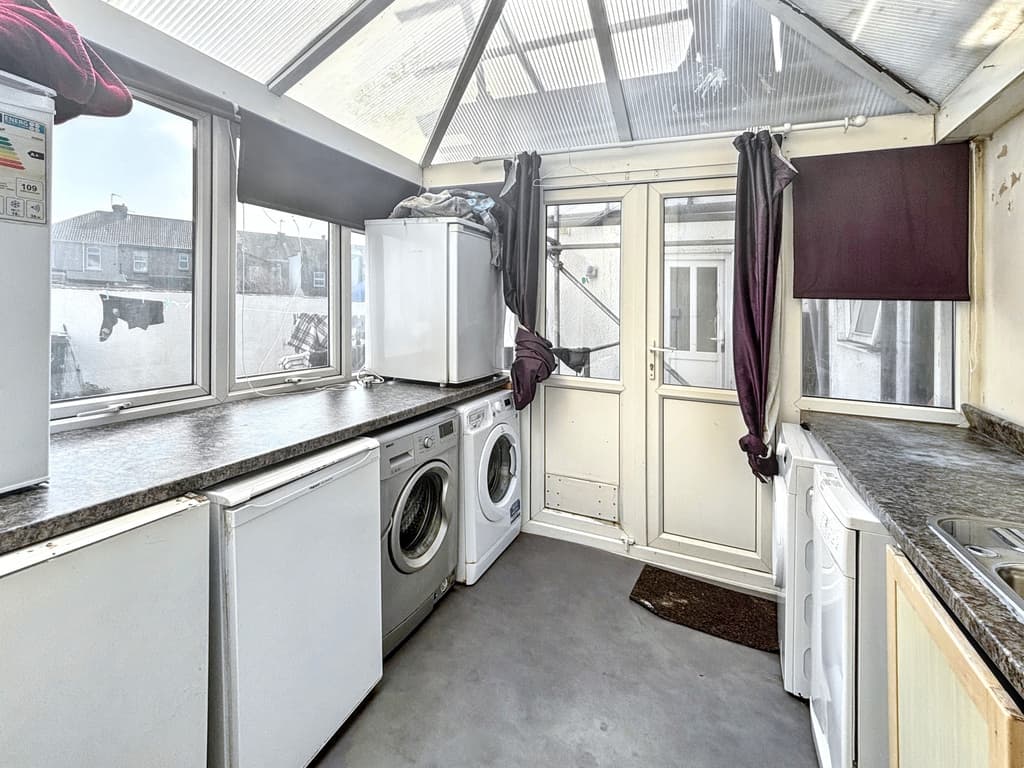 1 bed house in Lodge Causeway, Bristol