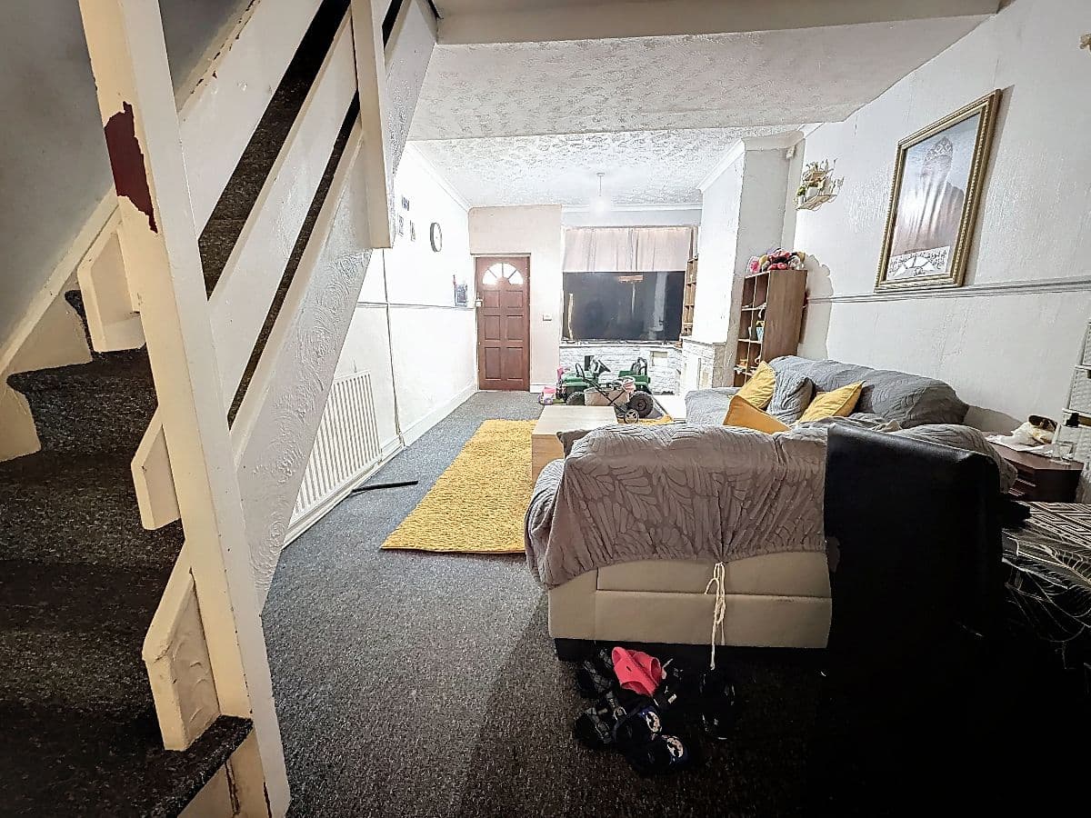 2 bed house in King William Street, Stoke-on-Trent
