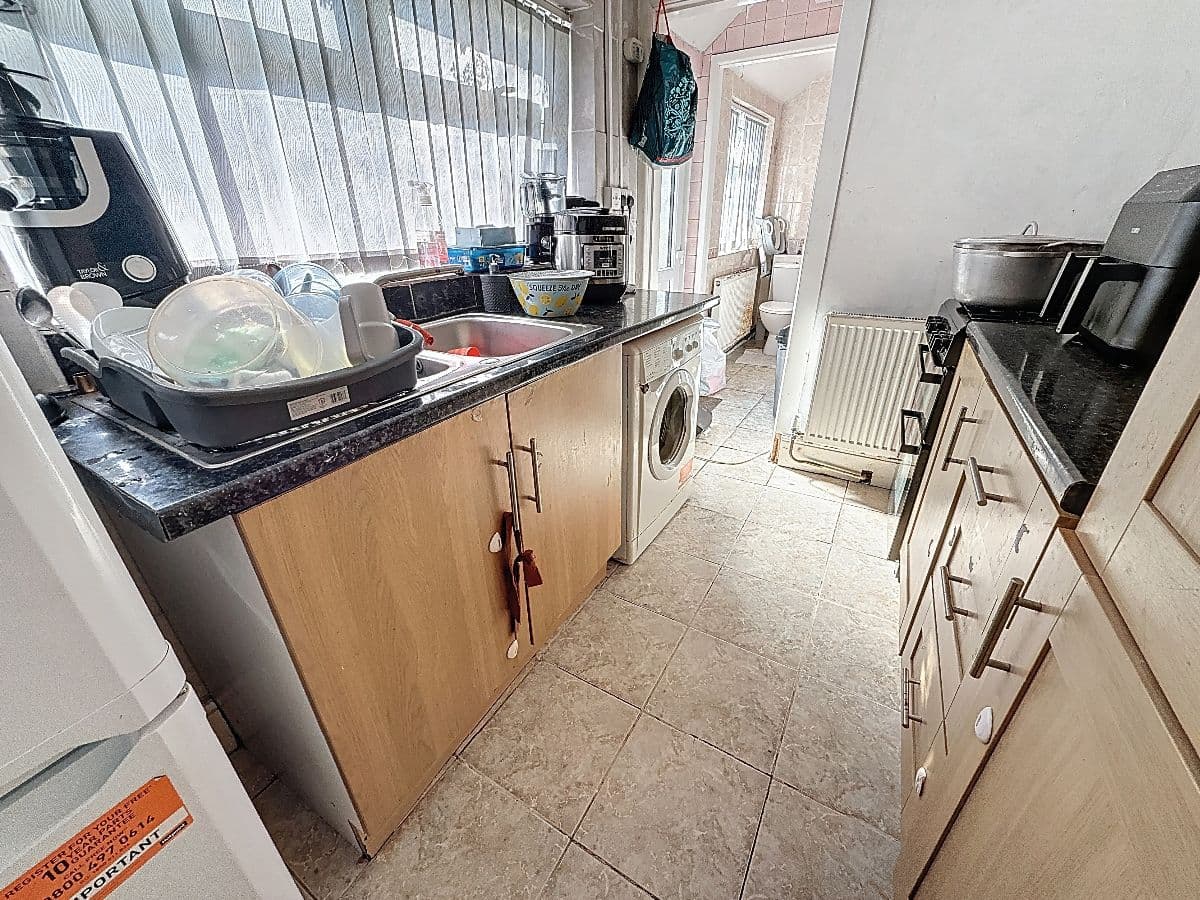 2 bed house in King William Street, Stoke-on-Trent