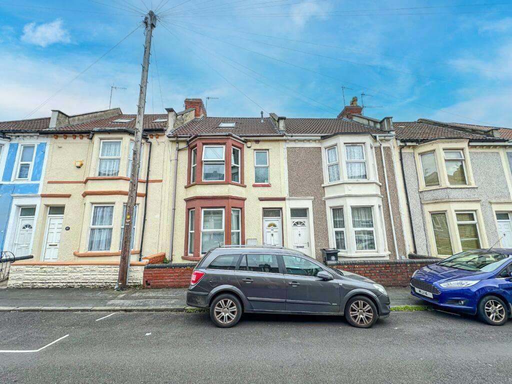 4 bed house in Salisbury Street, Bristol