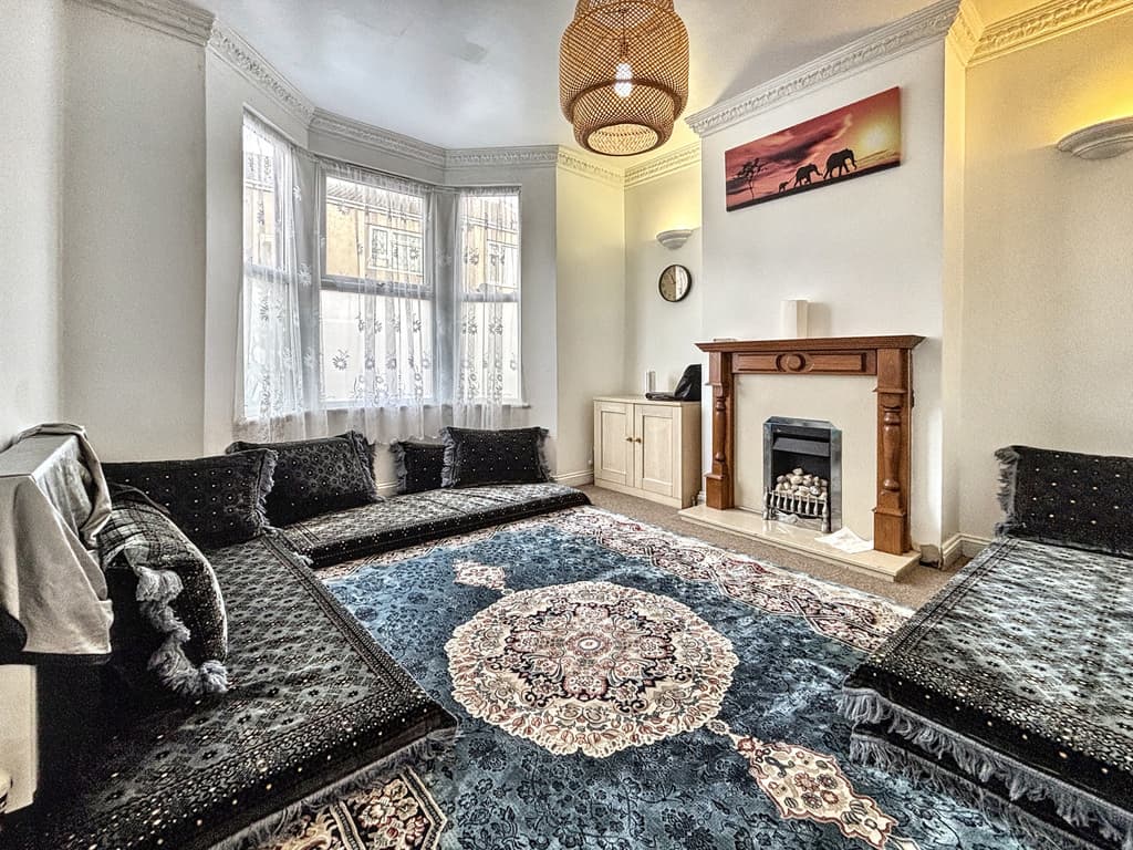4 bed house in Salisbury Street, Bristol