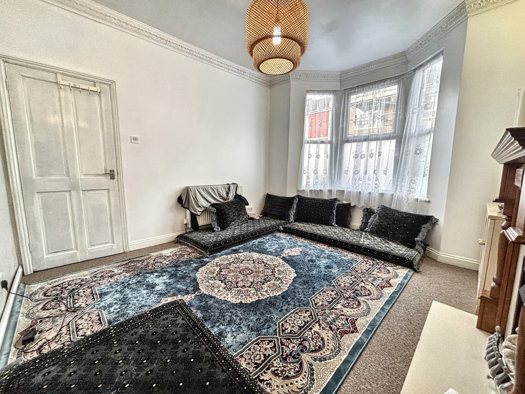 4 bed house in Salisbury Street, Bristol