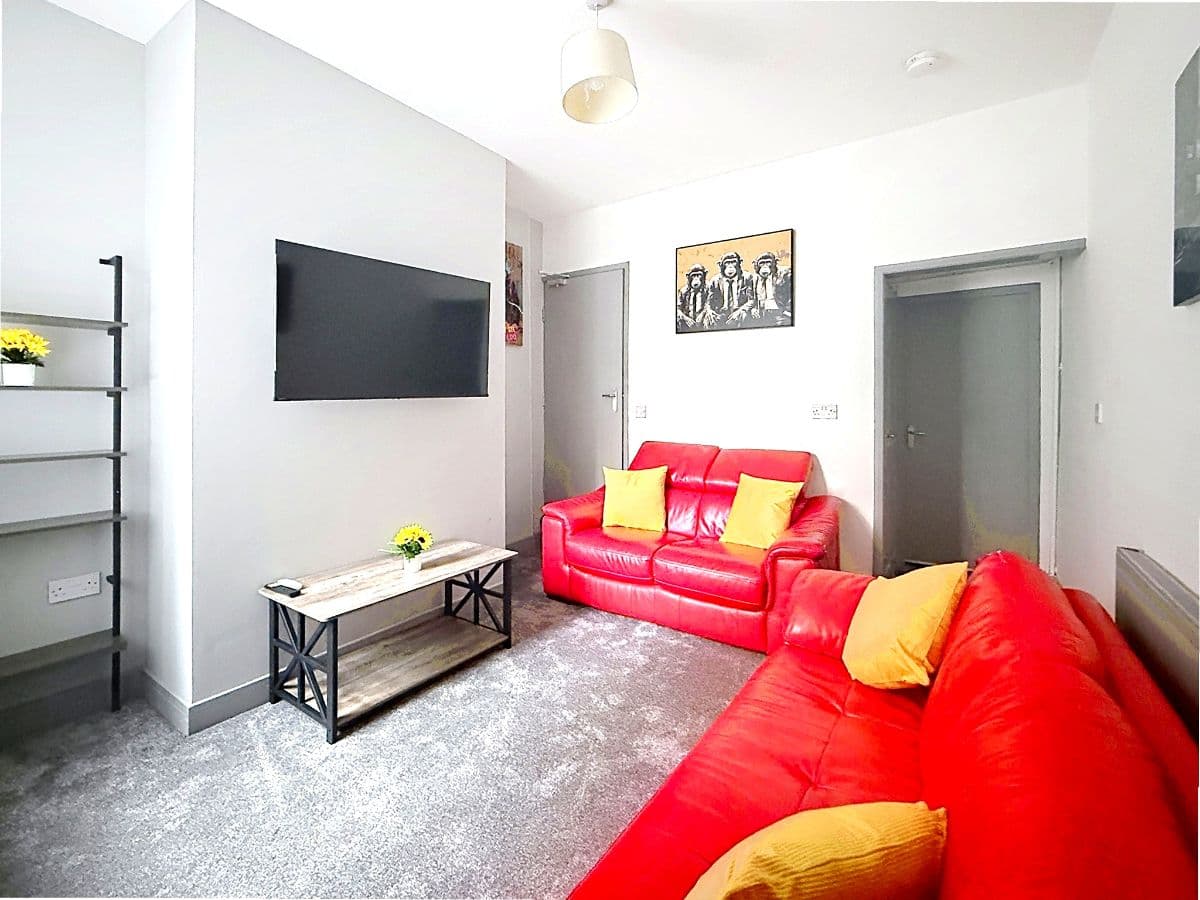 3 bed house in Newlands Street, Stoke-on-Trent