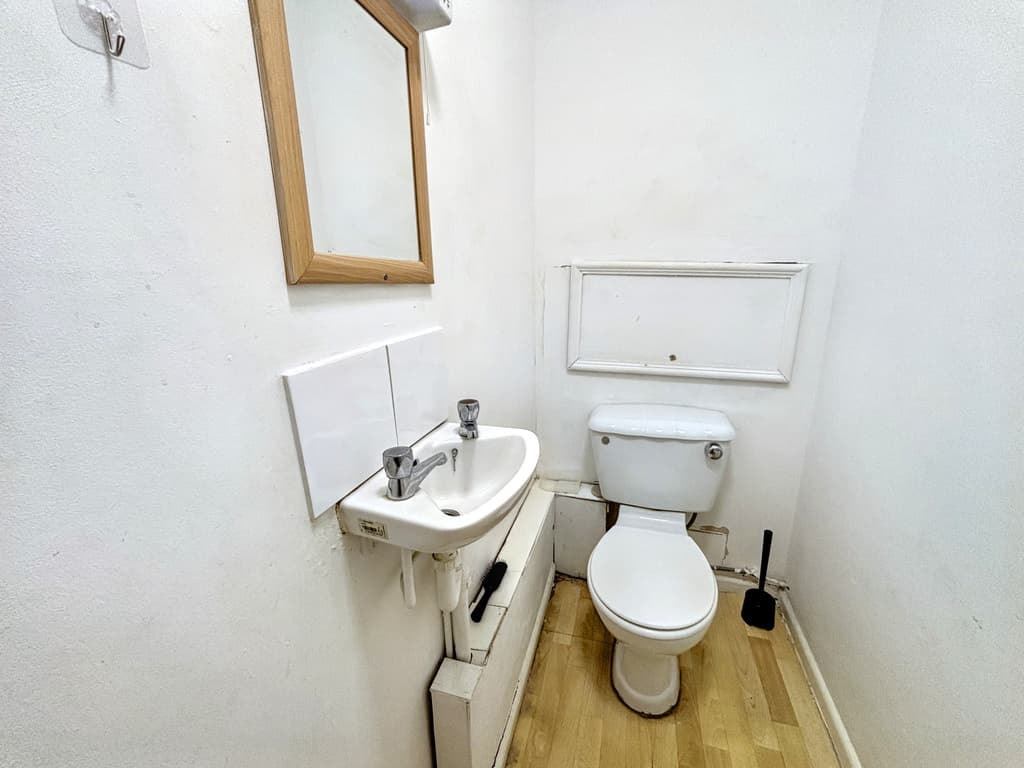room on 7 Gloucester Road, Avonmouth