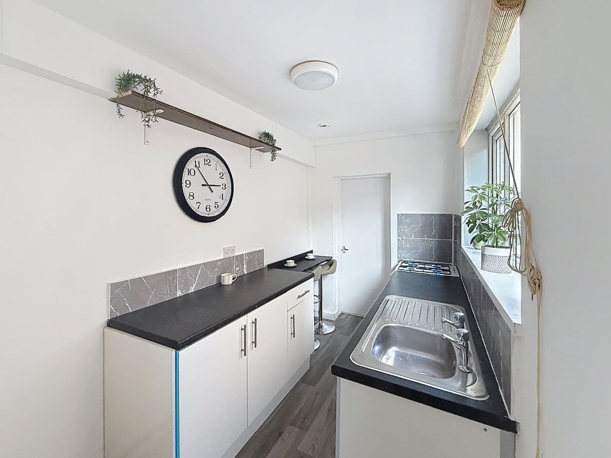 2 bed house in Sun Street, Stoke on Trent