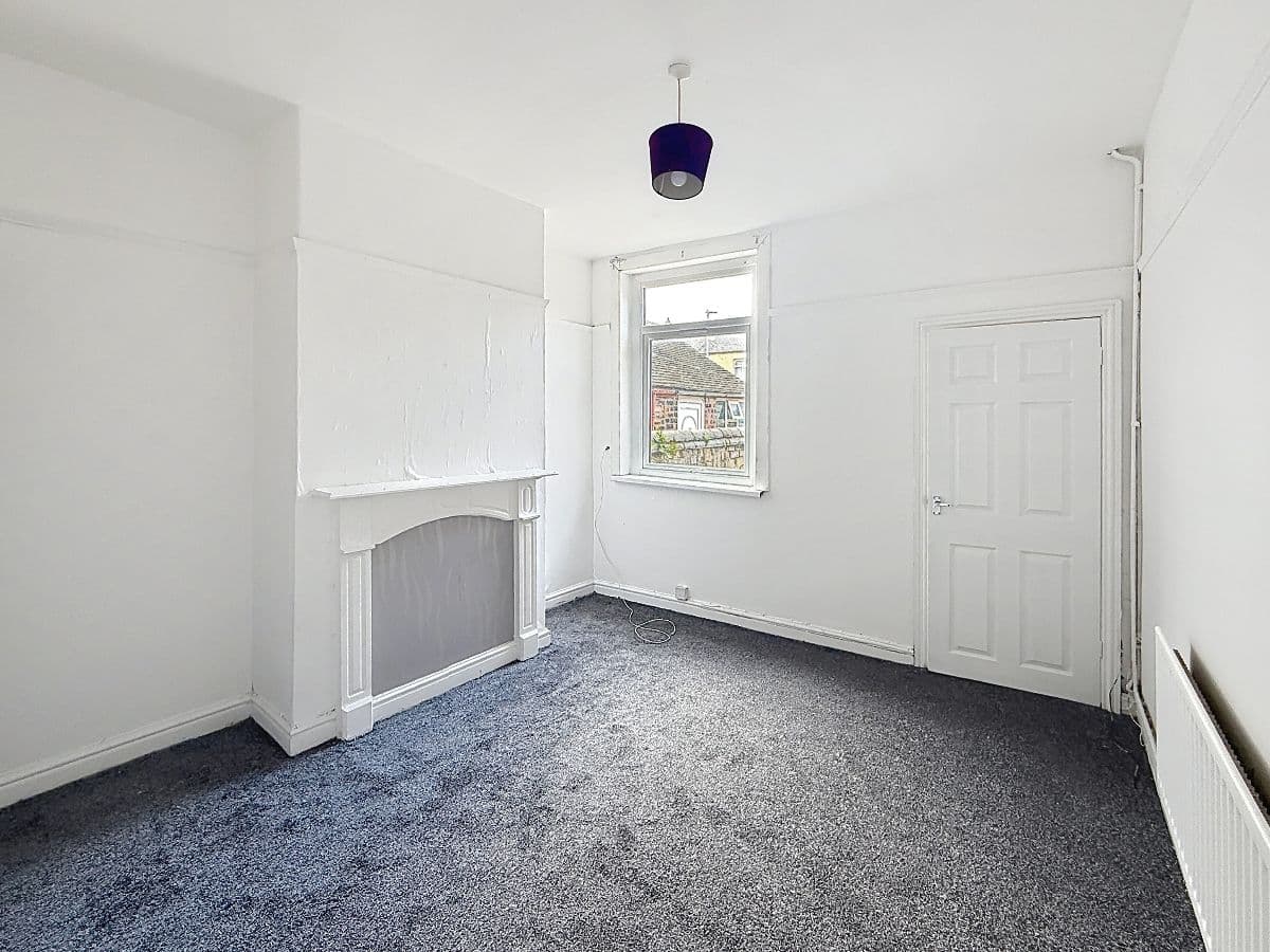 2 bed house in Berdmore Street, Stoke on Trent